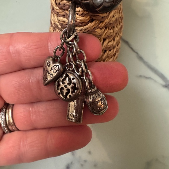 Brighton woven straw crossbody bag. - Picture 6 of 10